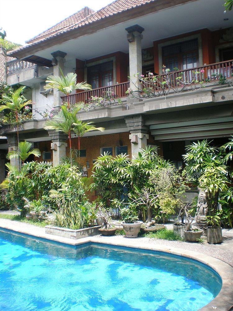 Swastika Guesthouse Sanur Exteriör bild