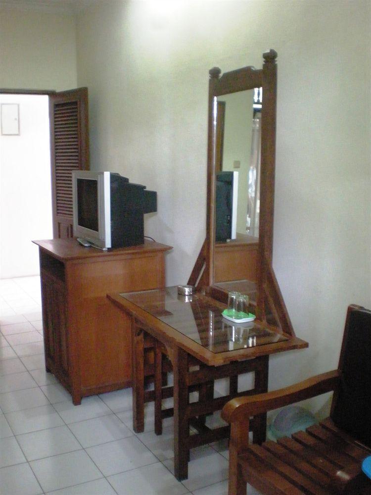 Swastika Guesthouse Sanur Exteriör bild