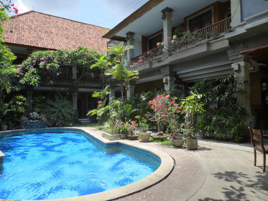 Swastika Guesthouse Sanur Exteriör bild