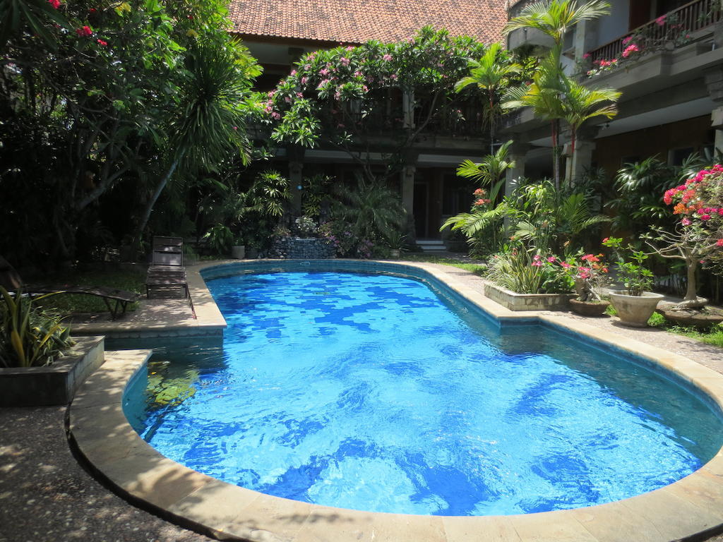 Swastika Guesthouse Sanur Exteriör bild
